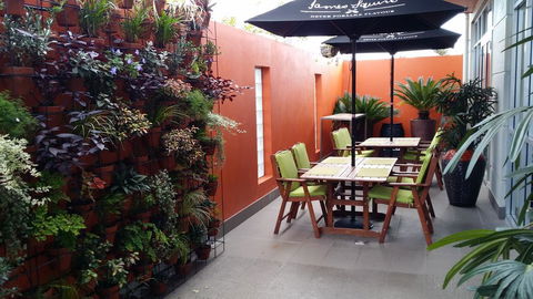 Warners Bay Hotel - Accommodation Fremantle 1