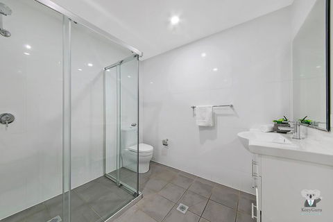 WARRICK FRAM 3 BEDS APT FREE PARKING WALK TO WESTFIELD CLOSE TO HOSPITAL NWF003 - Accommodation Fremantle 3