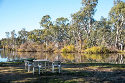 Water's Edge Bundalong - Accommodation Fremantle 2