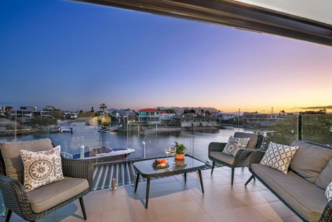Waterfront Boutique Apartment - Personal Concierge - Accommodation Fremantle 1
