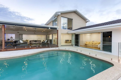 Waterfront Entertainer - Accommodation Fremantle 3