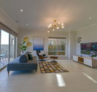 Waterfront Grand Villa for Big Group - Accommodation Fremantle