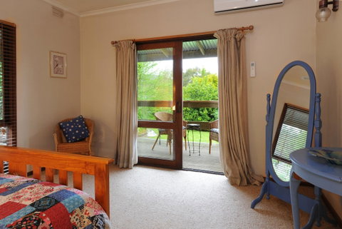 Lavender Farm - Accommodation Fremantle 7