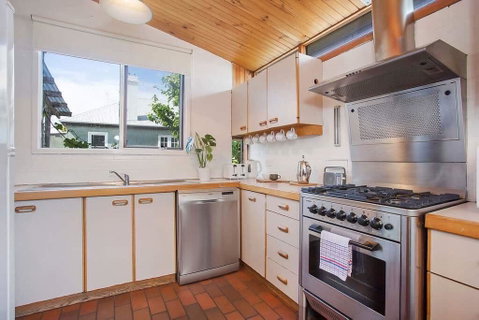 Plummers Mill - Central Townhouse - Accommodation Fremantle 2