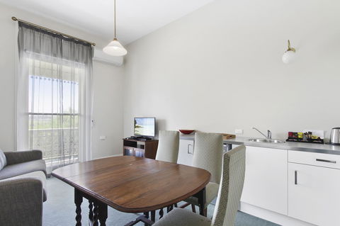 The Riversleigh - Accommodation Fremantle 26