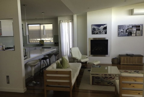 19 Glen Eagles Close - Accommodation Fremantle 6
