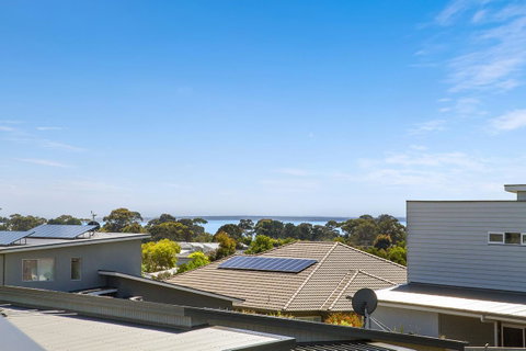 Tidal Changes - Rejuvenate Stays - Accommodation Fremantle 21