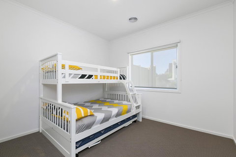Tidal Changes - Rejuvenate Stays - Accommodation Fremantle 17