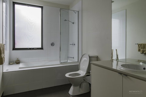 1 Pebble Place - Accommodation Fremantle 13