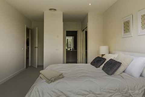 1 Pebble Place - Accommodation Fremantle 10