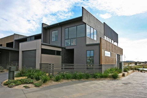 1 Pebble Place - Accommodation Fremantle 1