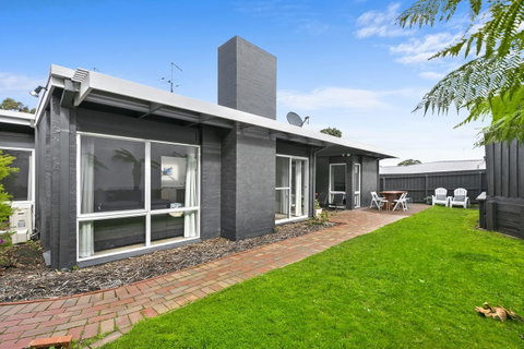 Mysa Anglesea Sleeps 7 WiFi SmartTV Cafes Shops - Accommodation Fremantle 5