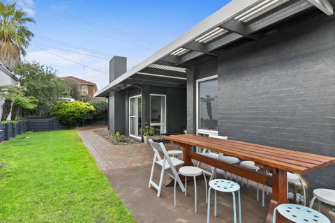 Mysa Anglesea Sleeps 7 WiFi SmartTV Cafes Shops - Accommodation Fremantle 13