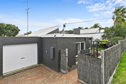 Mysa Anglesea Sleeps 7 WiFi SmartTV Cafes Shops - Accommodation Fremantle 14