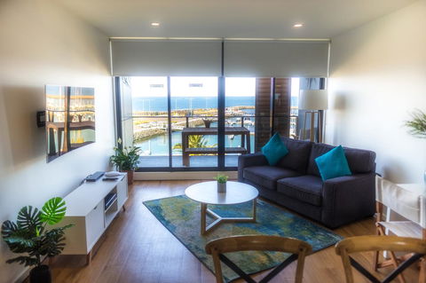 Waterfront Apt 234 Marinaquays - Accommodation Fremantle 2
