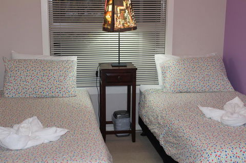 Australian Home Away @ Box Hill 2 Bedroom - Accommodation Fremantle 4