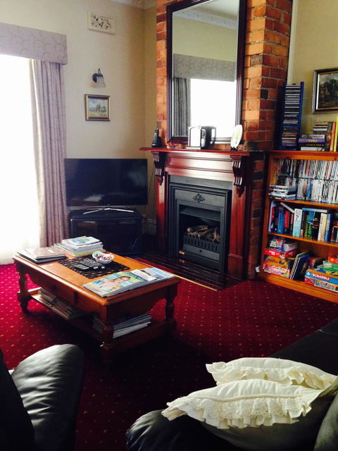 Airleigh-Rose Cottage - Accommodation Fremantle 38