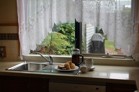 Airleigh-Rose Cottage - Accommodation Fremantle 33