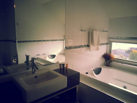 104 On Merri Apartments - Accommodation Fremantle 25
