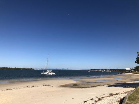 Bribie Island Hotel - Accommodation Fremantle 25