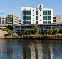 BEST WESTERN PLUS Lake Kawana Hotel - Accommodation Fremantle