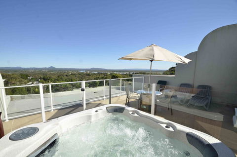 Noosa Hill Resort - Accommodation Fremantle 1
