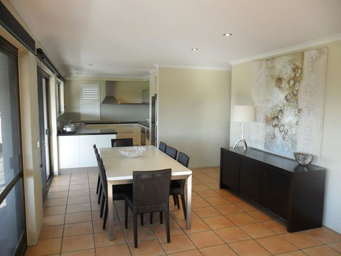 Myuna Holiday Apartments - Accommodation Fremantle 32