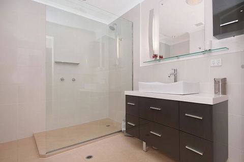 Myuna Holiday Apartments - Accommodation Fremantle 20