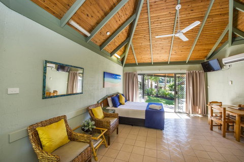 Island Leisure Resort - Accommodation Fremantle 1