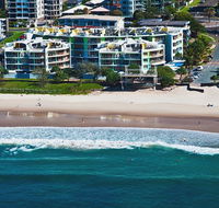 Rolling Surf Resort - Accommodation Fremantle