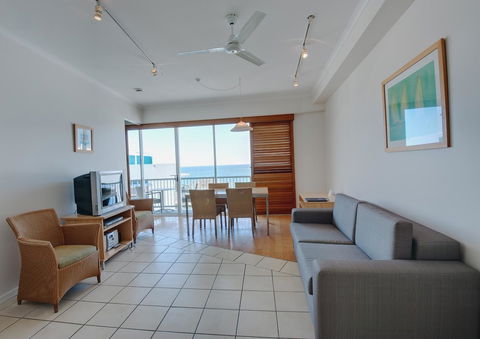 Rolling Surf Resort - Accommodation Fremantle 41