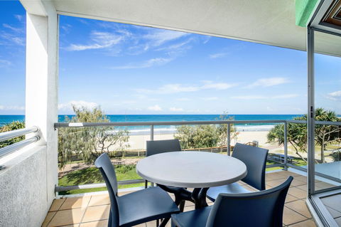 Rolling Surf Resort - Accommodation Fremantle 10