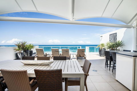 Rolling Surf Resort - Accommodation Fremantle 4