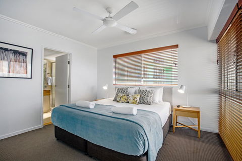 Rolling Surf Resort - Accommodation Fremantle 17