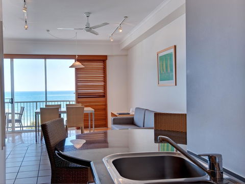Rolling Surf Resort - Accommodation Fremantle 39
