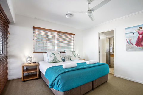 Rolling Surf Resort - Accommodation Fremantle 3