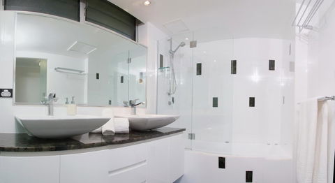 Poinciana 112 - Accommodation Fremantle 11