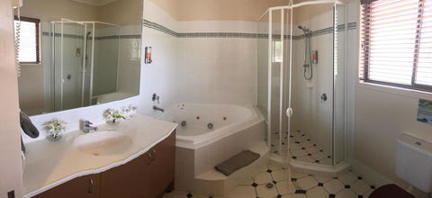 The Bearded Dragon Boutique Hotel - Accommodation Fremantle 5
