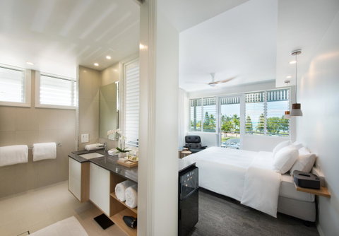 Heart Hotel And Gallery Whitsundays - Accommodation Fremantle 2