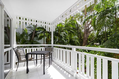 The White House Port Douglas - Accommodation Fremantle 25