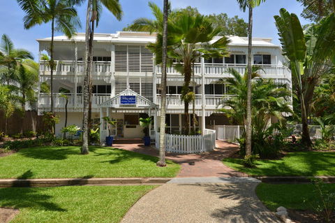 The White House Port Douglas - Accommodation Fremantle 0