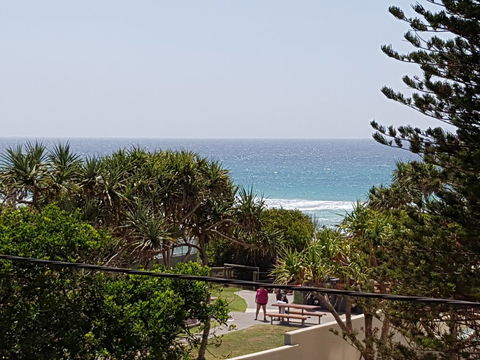 Surfers Chalet - Accommodation Fremantle 28