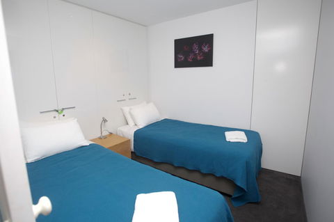 Circle Luxury Holidays - Accommodation Fremantle 7