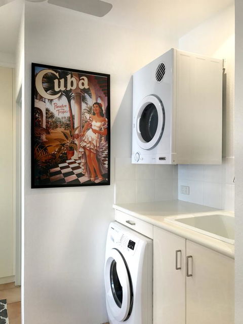[ ANDY'S BEACH HOUSE ] - Accommodation Fremantle 37