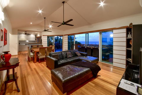Bella Vista On Nara Pets Welcome - Accommodation Fremantle 11