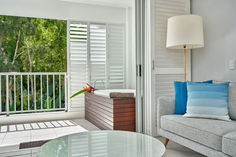 Palm Cove Paradise - Couples Spa Beach Getaway - Accommodation Fremantle 8