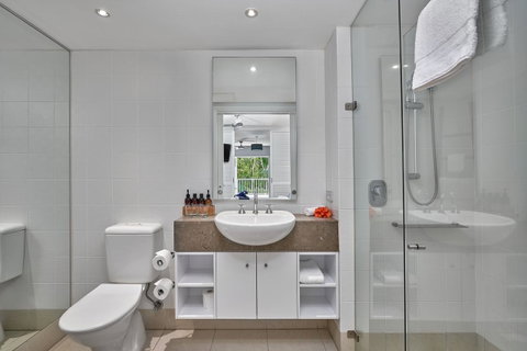 Palm Cove Paradise - Couples Spa Beach Getaway - Accommodation Fremantle 5
