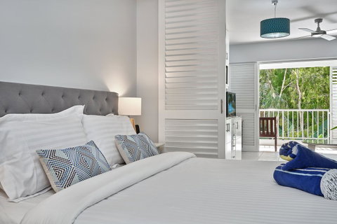 Palm Cove Paradise - Couples Spa Beach Getaway - Accommodation Fremantle 7