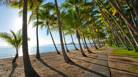 Palm Cove Paradise - Couples Spa Beach Getaway - Accommodation Fremantle 24