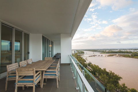 Empire Apartment Hotel Rockhampton - Accommodation Fremantle 1